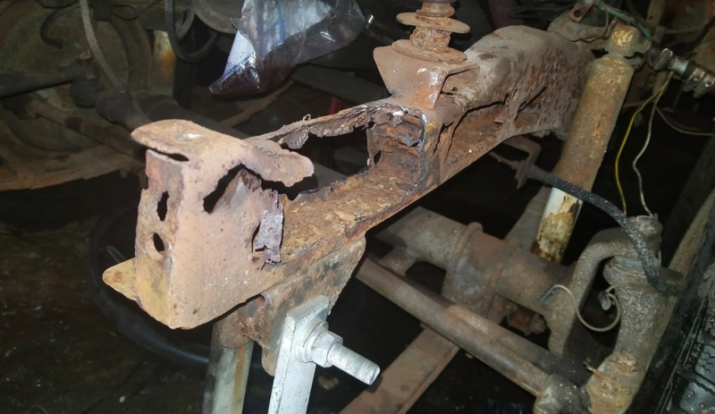 Illustration for article titled My $500 Postal Jeep Has a Cracked Engine and Now I'm Convinced It Wants to Die